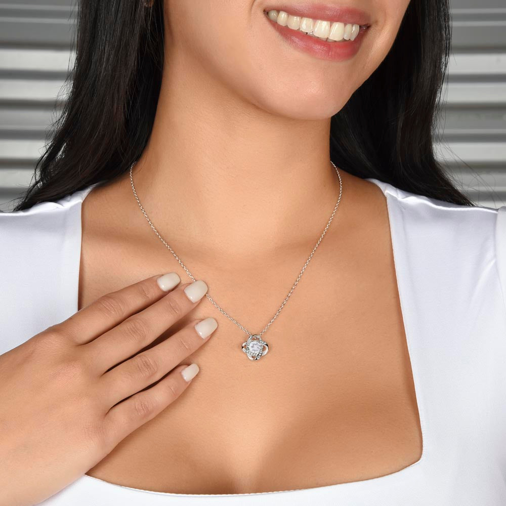 À ma fille – Collier Nœud d'Amour « Vieux Lion »