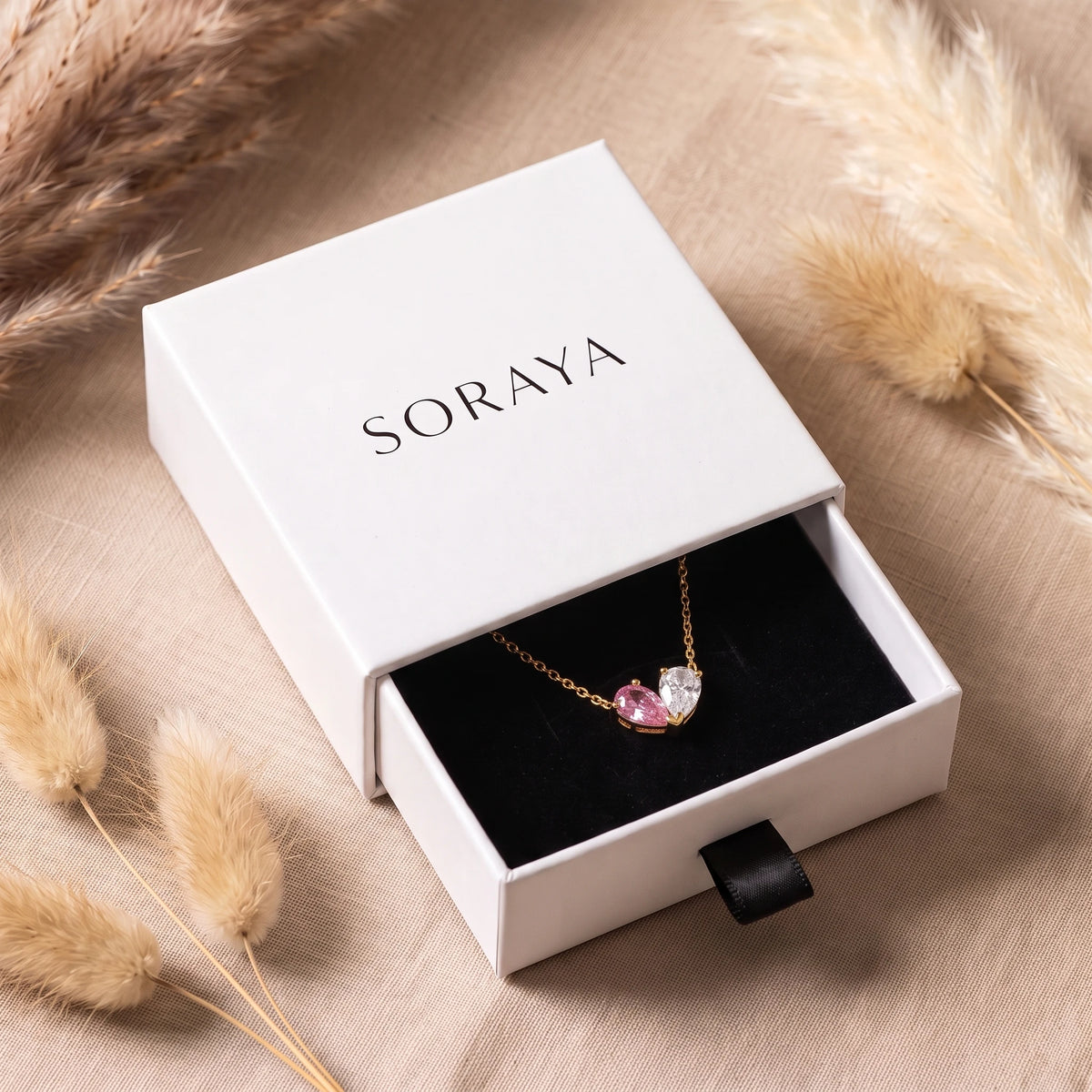 Collier Liora dans son écrin SORAYA