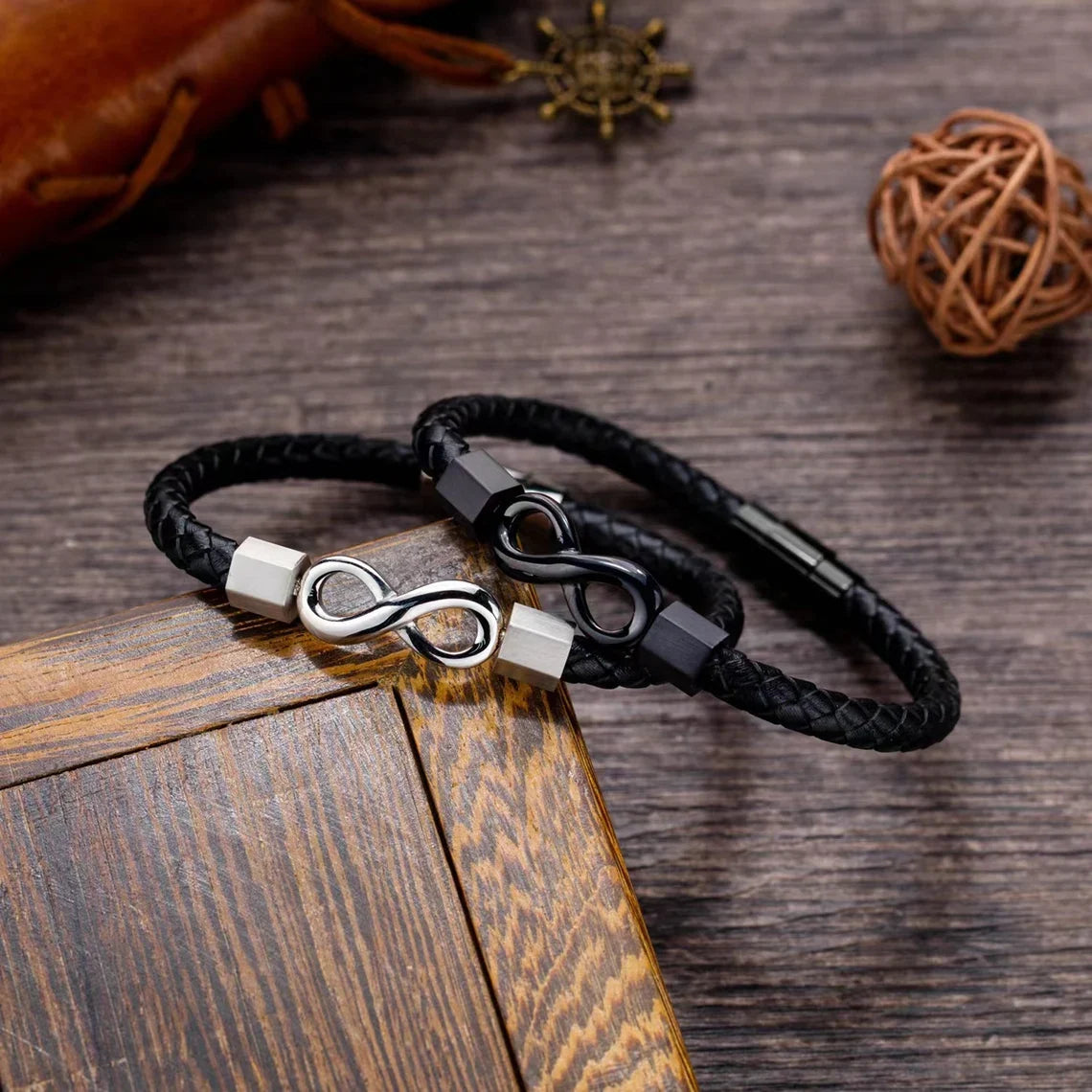 À mon homme – Bracelet Cuir Infini Gravé